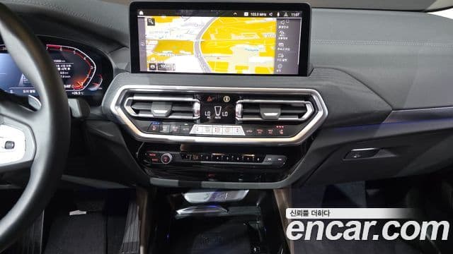 BMW X4 2025 — ფოტო 13/20