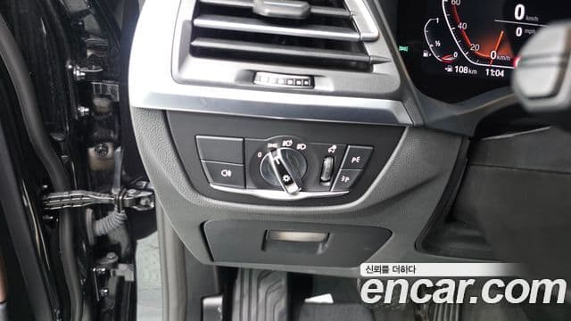 BMW X4 2025 — ფოტო 19/20