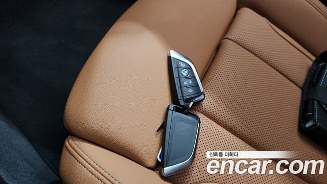 BMW 3 Series 2023 — Şəkil 17/20
