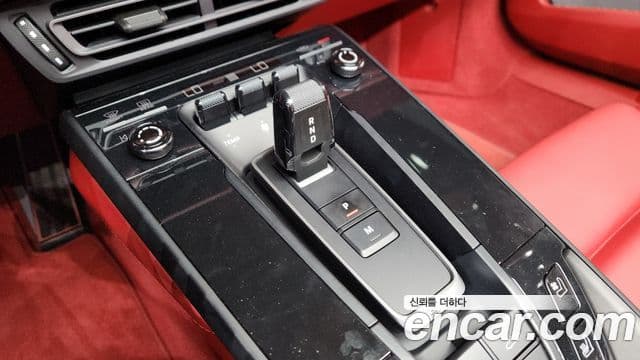 Porsche 911 2023 — Şəkil 9/20