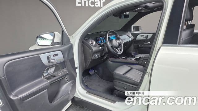 Mercedes-Benz GLB-Class 2021 — ფოტო 12/20