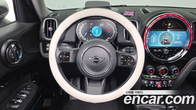 Mini Cooper Countryman 2023 — Şəkil 17/20