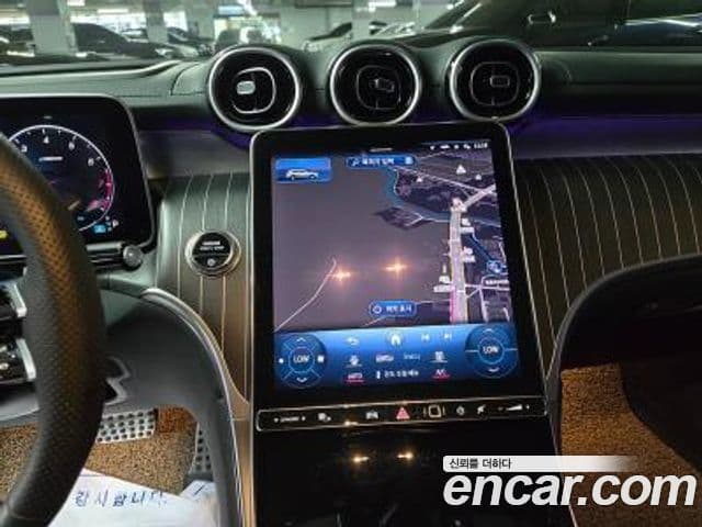 Mercedes-Benz GLC-Class 2023 — Фото 9/19