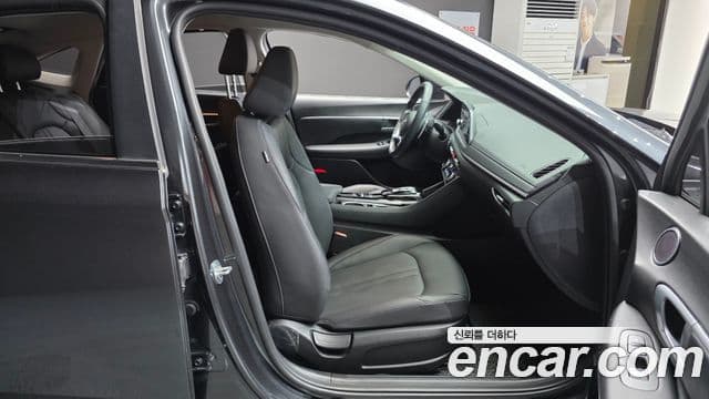 Hyundai Sonata 2020 — фото 11 из 20