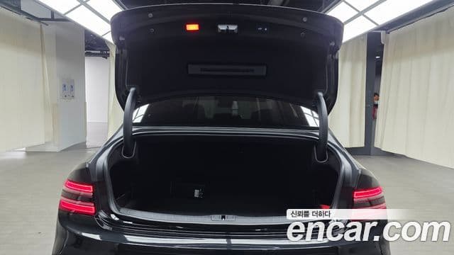 Genesis Electrified G80 2025 — ფოტო 14/20