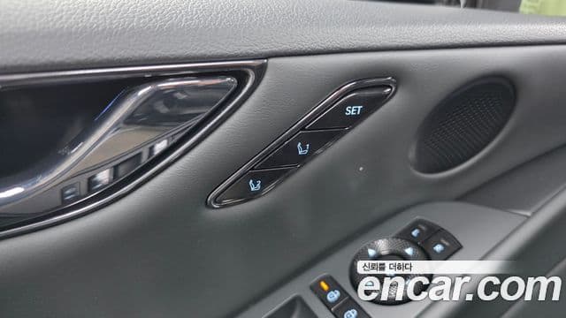 Genesis Electrified G80 2025 — ფოტო 19/20