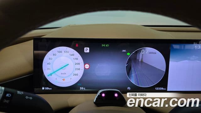 Genesis Electrified G80 2024 — фото 8 из 20