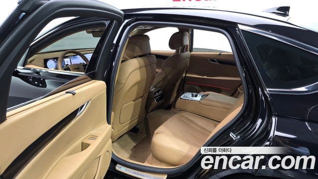 Genesis Electrified G80 2024 — фото 12 из 20