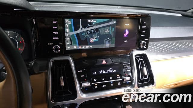 Kia Sorento 2021 — фото 14 из 20