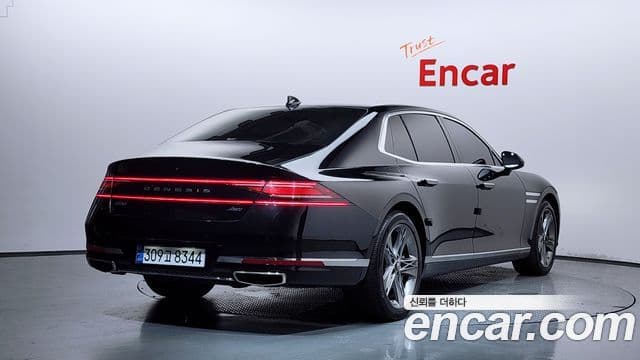 Genesis G90 2022 — Şəkil 2/20