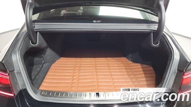 Genesis G90 2022 — Şəkil 17/20