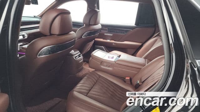 Genesis G90 2022 — Şəkil 18/20