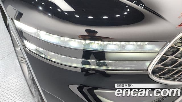 Genesis G90 2022 — Photo 32/34