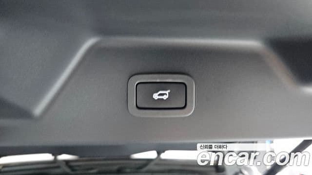 Land Rover Range Rover 2021 — Photo 27/37