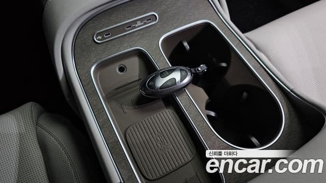 Hyundai Palisade 2025 — Photo 32/40