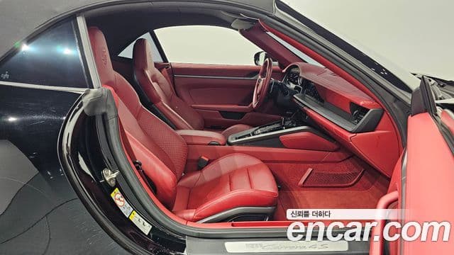 Porsche 911 2022 — Şəkil 12/20