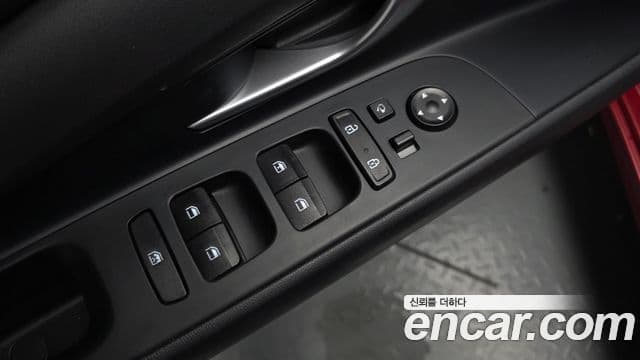 Hyundai The New Avante Hybrid 2022 — Şəkil 16/28