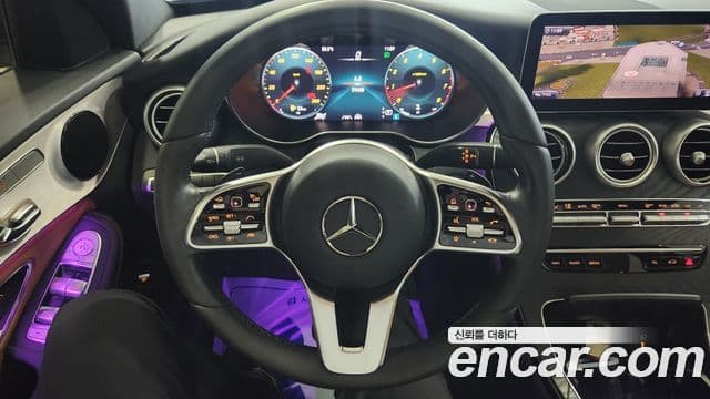 Mercedes-Benz C-Class 2021 — ფოტო 7/20