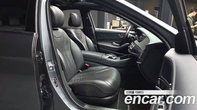 Mercedes-Benz S-Class 2020 — фото 11 из 20