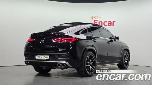 Mercedes-Benz GLE-Class 2022 — ფოტო 2/20