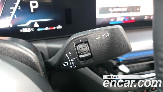 BMW 4 Series 2025 — Photo 21/35