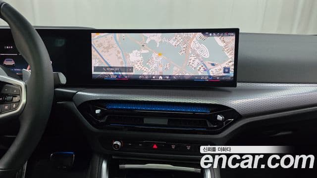 BMW 4 Series 2025 — Photo 30/35