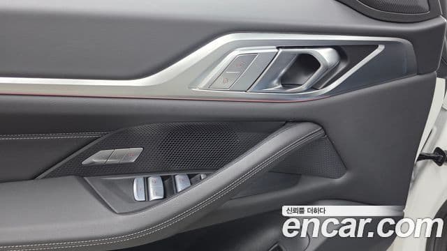 BMW 4 Series 2025 — Photo 29/35