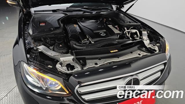 Mercedes-Benz E-Class 2020 — Şəkil 6/20