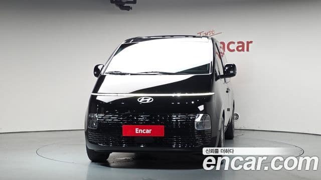 Hyundai Staria 2024 — ფოტო 3/20
