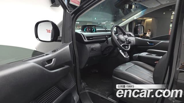 Hyundai Staria 2024 — ფოტო 10/20