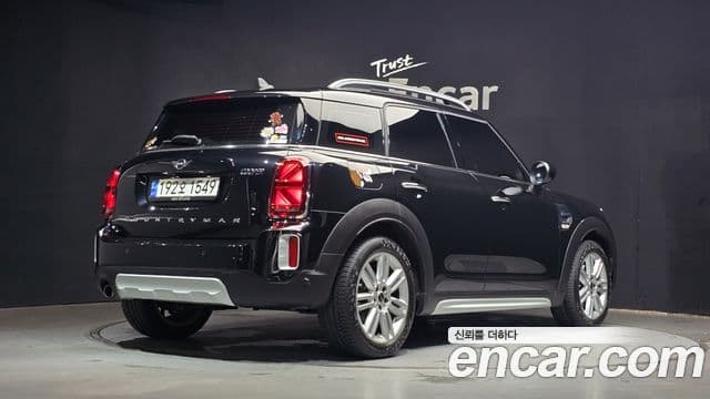 Mini Cooper Countryman 2023 — ფოტო 1/20