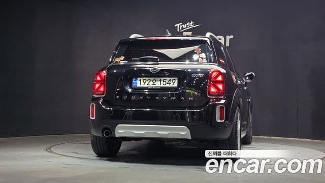 Mini Cooper Countryman 2023 — ფოტო 3/20