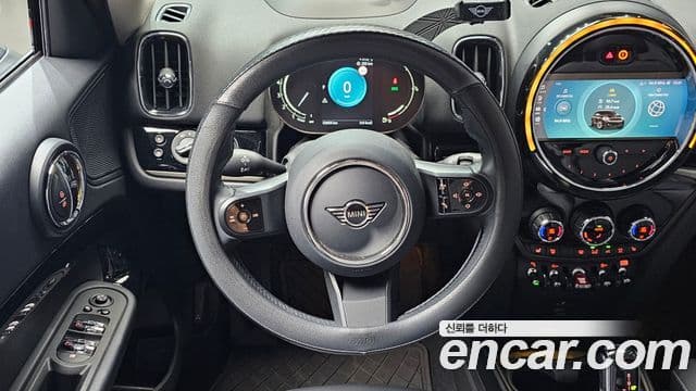 Mini Cooper Countryman 2023 — ფოტო 13/20