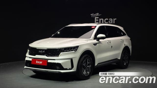 Kia Sorento 2023 — Фото 1/20