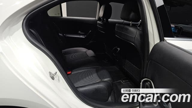 Mercedes-Benz A-Class 2020 — Şəkil 12/20