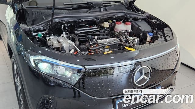Mercedes-Benz EQA 2025 — ფოტო 16/20