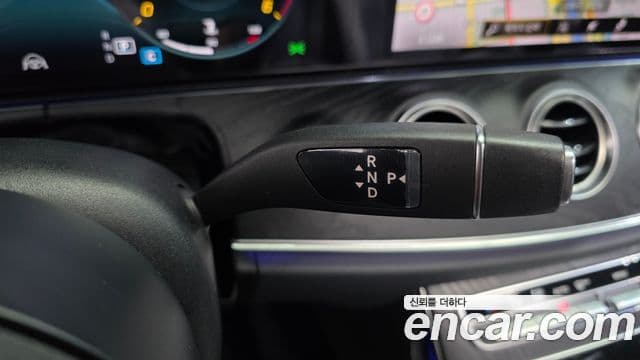 Mercedes-Benz E-Class 2020 — Şəkil 9/20