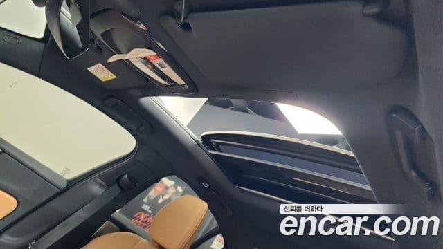 Volvo S60 2023 — ფოტო 19/20