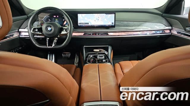 BMW 7 Series 2023 — фото 7 из 20