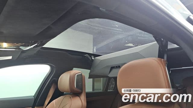 BMW 7 Series 2023 — Şəkil 16/20