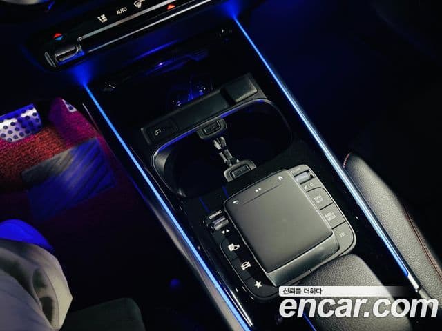 Mercedes-Benz GLA-Class 2020 — Şəkil 15/20