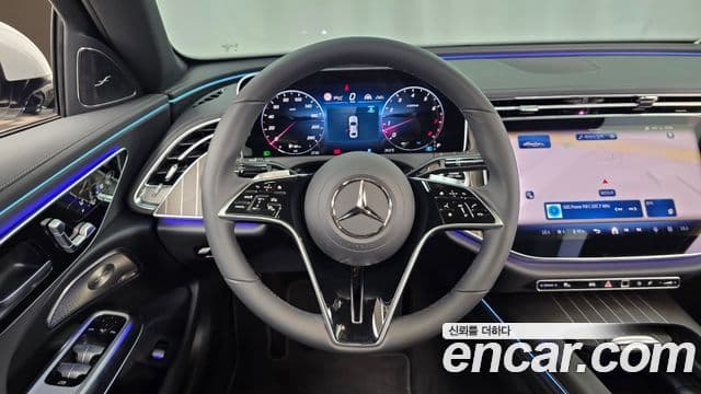 Mercedes-Benz E-Class 2025 — ფოტო 13/20