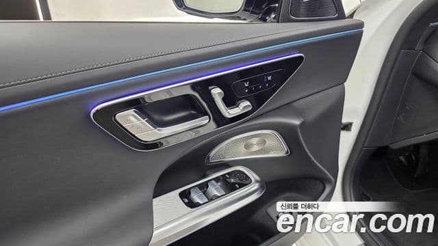 Mercedes-Benz E-Class 2025 — Şəkil 18/35