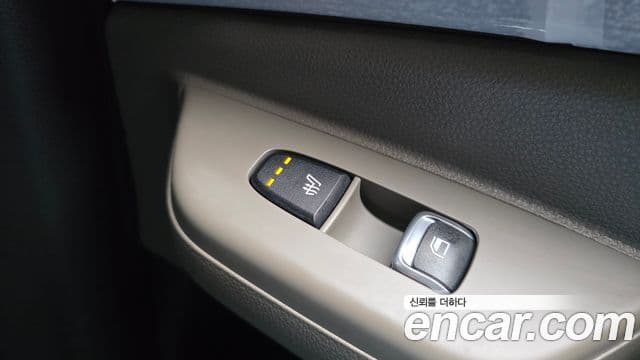 Kia Carnival 2025 — Фото 19/20