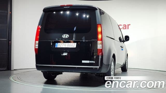 Hyundai Staria 2026 — Şəkil 4/20