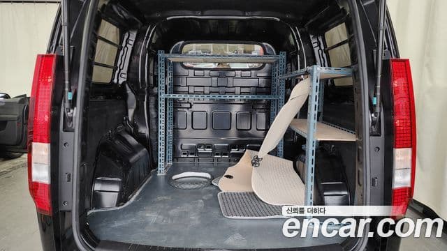 Hyundai Staria 2026 — Şəkil 20/20