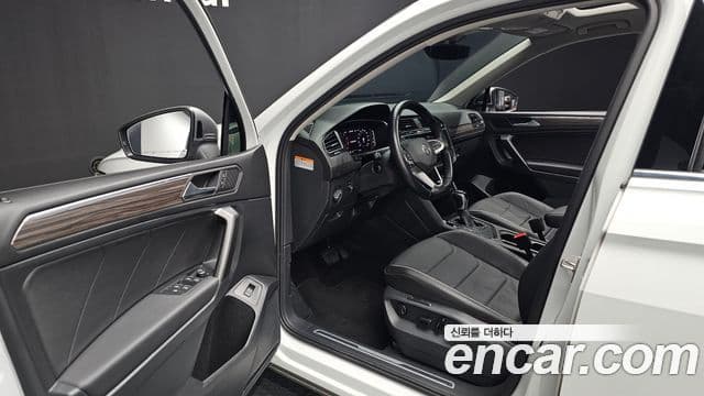 Volkswagen Tiguan Allspace 2022 — ფოტო 10/20