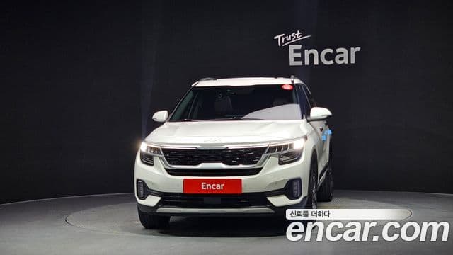 Kia Seltos 2022 — ფოტო 3/20