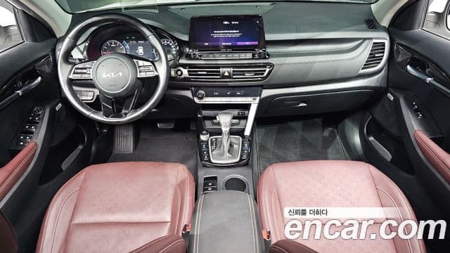 Kia Seltos 2022 — ფოტო 7/20