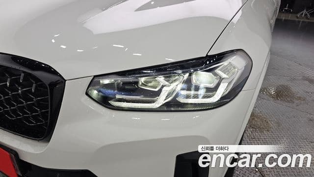 BMW X4 2025 — ფოტო 22/31